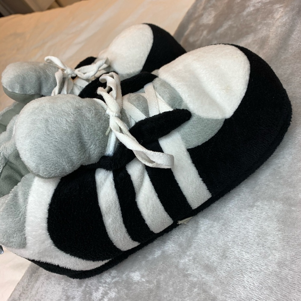 Happy Feet Adidas Slippers (S-M)